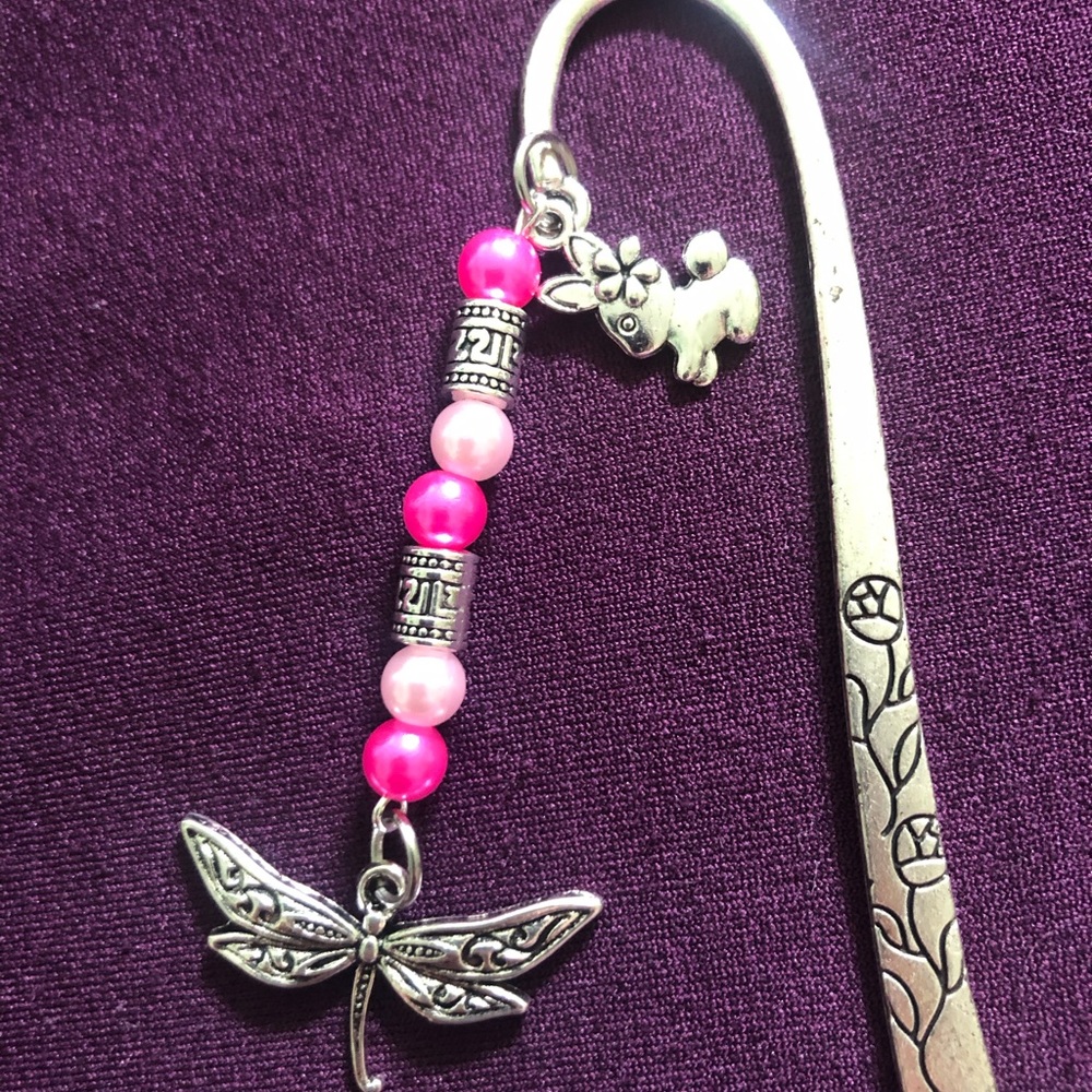 NWT, Handmade by A Charmed Life. Silver, 5”, Two-Sided Bookmark with Dragonfly